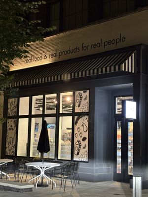 Nourish + Bloom Market by null