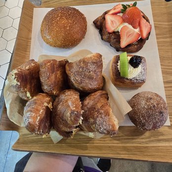Paris Baguette - Mini Garlic Croissants, Crab Meat Croquette, Sweet Rice Donut, Fruit Bite, and Chocolate Chip Strawberry - Coffee & Tea Near Me - Garden Grove, California