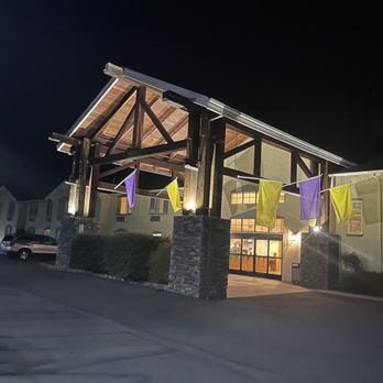 Murphys Suites - Hotels Near Me - Murphys, California