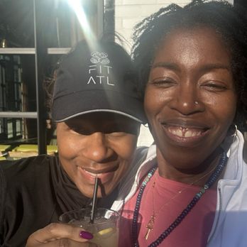 Lewis Barbecue - Bestie and me with Texas Iced Tea - wicked good! - Desserts Near Me - Atlanta, Georgia Lewis Barbecue - Bestie and me with Texas Iced Tea - wicked good! - Desserts Near Me - Atlanta, Georgia