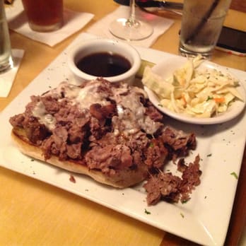 Brewsters - Pulled pork - New American Near Me - Twinsburg, Ohio