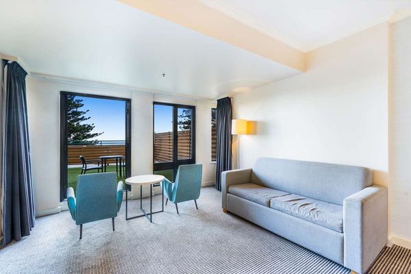 Stamford Grand Adelaide Hotel by null