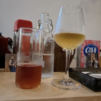 Jilli - Red ale + Biddizza Skin Contact (orange wine) - Korean Near Me - Los Angeles, California
