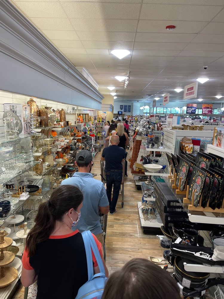 MARSHALLS Updated September 2024 40 Photos & 35 Reviews 9876 Rea Rd, Charlotte, North