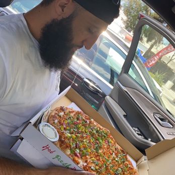 Big Al's Pizzeria - The picture speaks for itself LG Jamaican Jerk - Pizza Near Me - Maywood, California