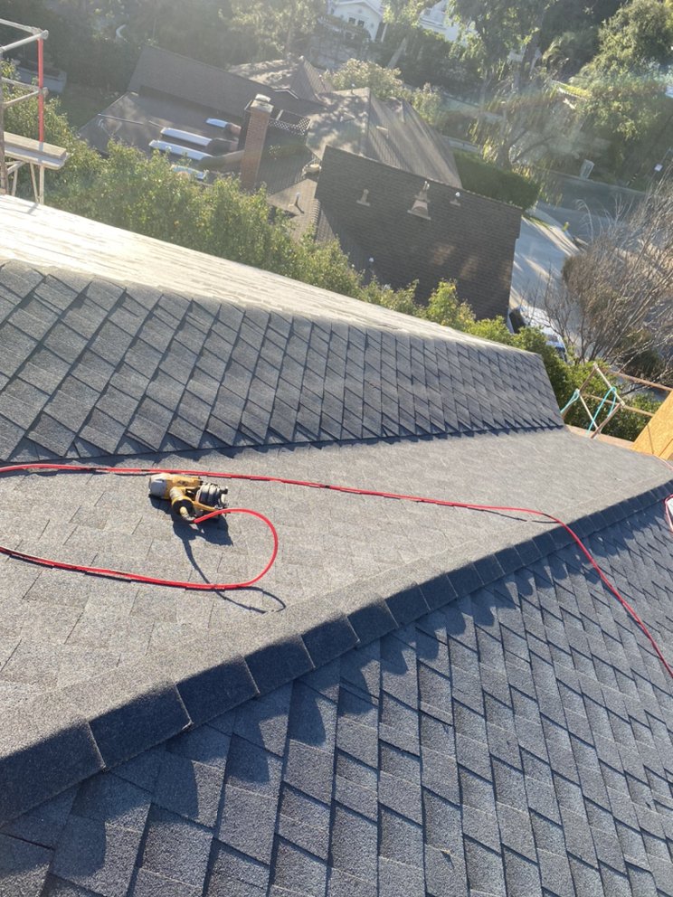 Slide of Daniel’S Roofing