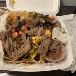 Willee's Tavern - Beef nachos