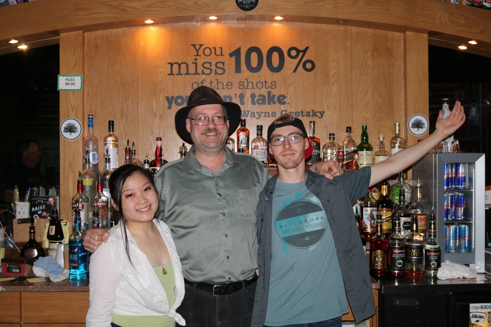 Social spots from Mother's Pub