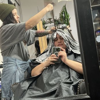 Siren Salon - Here is the process at that first session with Emily - Hair Salons Near Me - San Francisco, California Siren Salon - Here is the process at that first session with Emily - Hair Salons Near Me - San Francisco, California