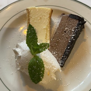 Wolfgang's Steakhouse - Complimentary cheesecakes for our Wedding Anniversary - Steakhouses Near Me - Honolulu, Hawaii