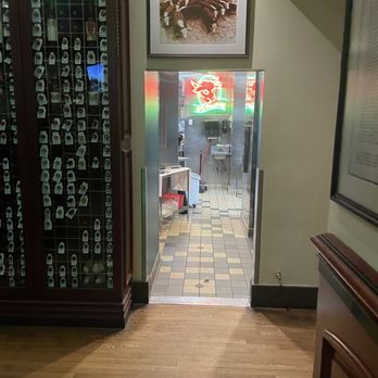 801 Chophouse - Entrance inside the lobby - Steakhouses Near Me - Des Moines, Iowa