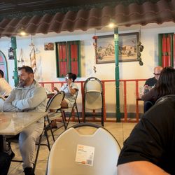La Calenita Restaurant & Bakery