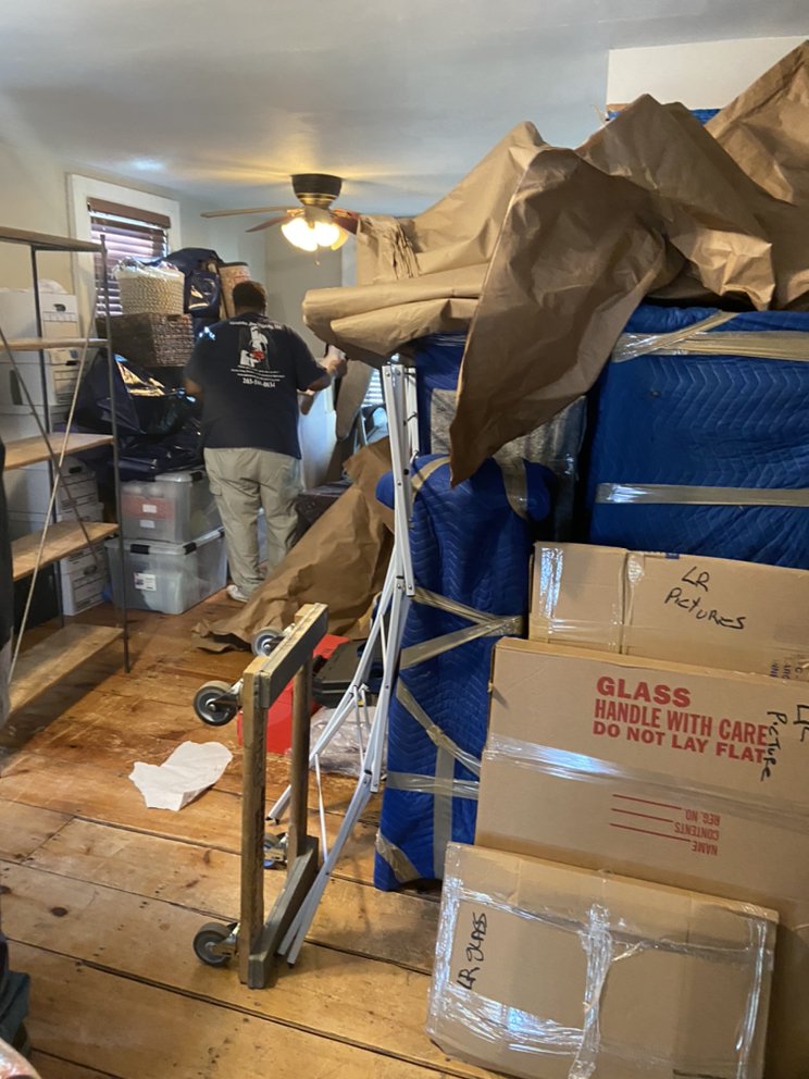 ALEXANDER & SONS MOVING AND STORAGE LLC