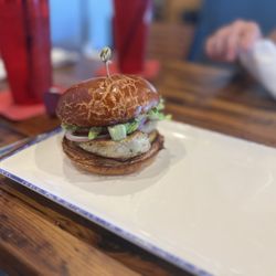 Gallo's Pizza & Bar - Grilled chicken sandwich 10/2024