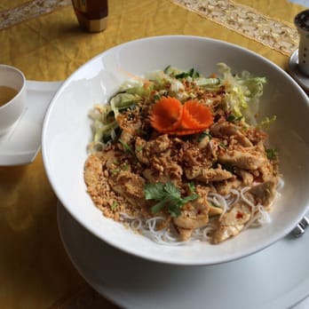 Hoa Nam - Sushi Bars Near Me - Berlin, BE
