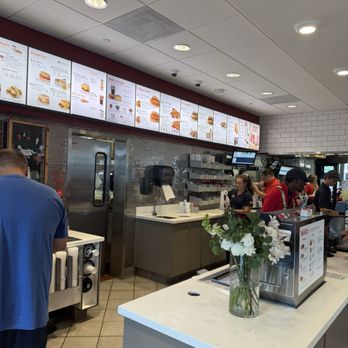 Five Guys - Placing the order - Fast Food Near Me - Washington Township, Ohio Five Guys - Placing the order - Fast Food Near Me - Washington Township, Ohio