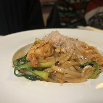 Mido Sushi Bistro & Bar - Seafood I Don noodles - Sushi Bars Near Me - Norwich, Connecticut Mido Sushi Bistro & Bar - Seafood I Don noodles - Sushi Bars Near Me - Norwich, Connecticut