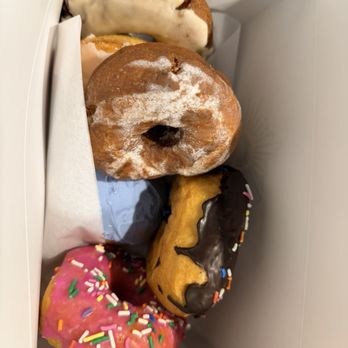 Bristol Doughnut - Half a dozen - Coffee & Tea Near Me - Albuquerque, New Mexico