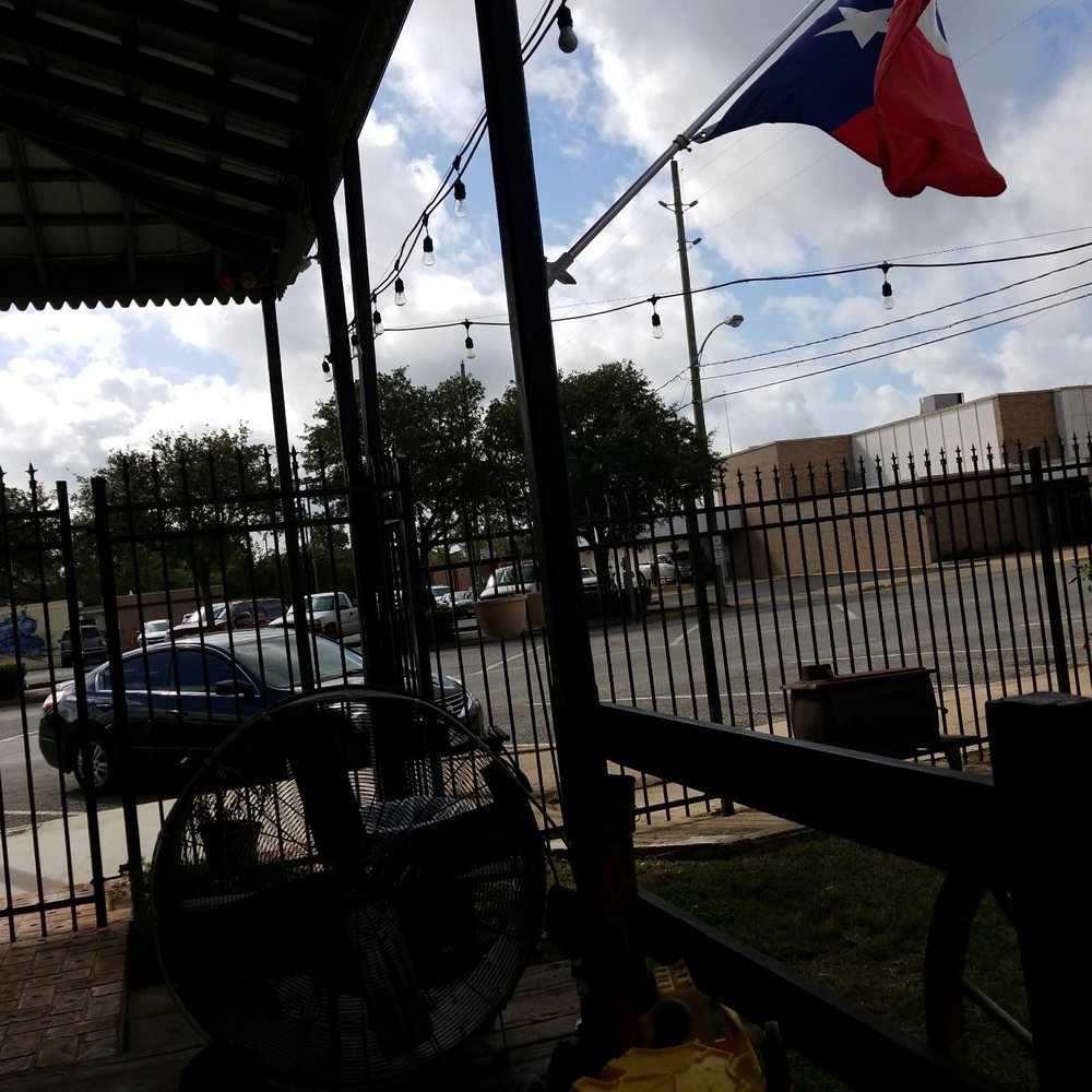 Saddleback Saloon Bar & Grill - Sports Bars Near Me - Sealy, Texas Saddleback Saloon Bar & Grill - Sports Bars Near Me - Sealy, Texas
