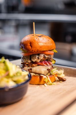 LoLa Burger by null