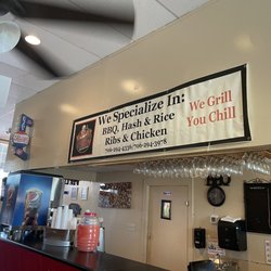 Fielding Bros BBQ, LLC - Counter. Had a lovely chat and learned they have a food truck also. Catering is available.