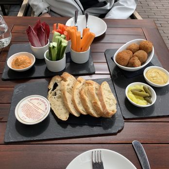 Brasserie Ambassade - French Near Me - Amsterdam, New Hampshire