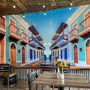Sofrito 787 - Puerto Rican Near Me - New Windsor, New York