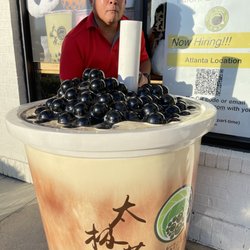 Taichi Bubble Tea - Me wondering how I was going to drink this.
