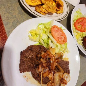 El Castillo De Jagua 2 - Steak and Onions - Spanish Near Me - New York, New York El Castillo De Jagua 2 - Steak and Onions - Spanish Near Me - New York, New York