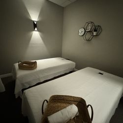 Thaissage Center - Couples massage room