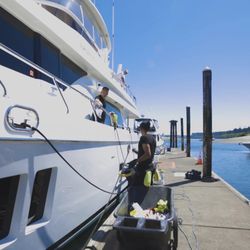 Swift Spirit Mobile Boat Detailing - Our crew detailing a 70 foot Ocean Alexander yacht.