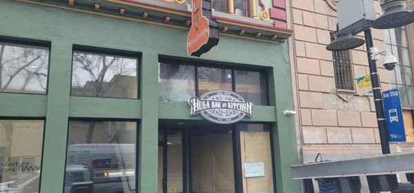 Hula Bar And Kitchen by null
