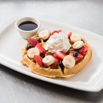 Eggsmart - Eggsmart Waffle with Fruit - Breakfast & Brunch Near Me - Toronto, Ontario