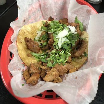 La Familia cafe - Mexican style Pork Al Pastador taco - Mexican Near Me - Kalamazoo, Michigan