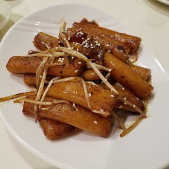 樂雅軒中菜廳 - Wok Fried Riceroll with XO Sauce - Cantonese Near Me - Hong Kong, HK 樂雅軒中菜廳 - Wok Fried Riceroll with XO Sauce - Cantonese Near Me - Hong Kong, HK