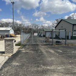 Intra-Lock Self Storage - Front Gate