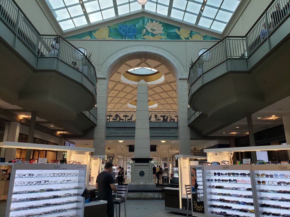 ugg store perimeter mall