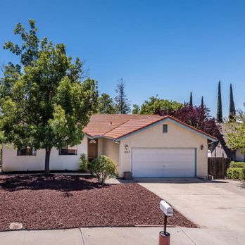 Zoe Van Gundy - 1024 Rachel Lane, Paso Robles - Real Estate Agents Near Me - Arroyo Grande, California Zoe Van Gundy - 1024 Rachel Lane, Paso Robles - Real Estate Agents Near Me - Arroyo Grande, California