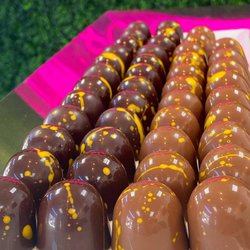 Mimi's Chocolates - Handmade Caramel Bonbons