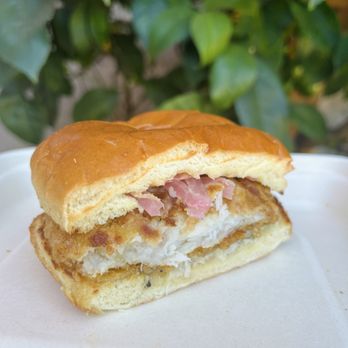 Habit Burger & Grill - Baja Crispy Fish - with pickled onions - missing slaw! Still 3.5 stars - Burgers Near Me - Dublin, California