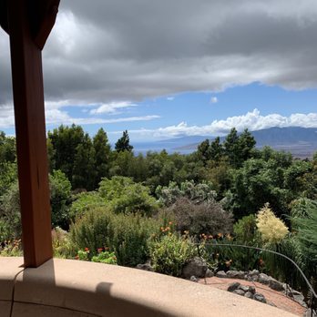Kula Lodge & Restaurant - Views - Breakfast & Brunch Near Me - Kula, Hawaii Kula Lodge & Restaurant - Views - Breakfast & Brunch Near Me - Kula, Hawaii