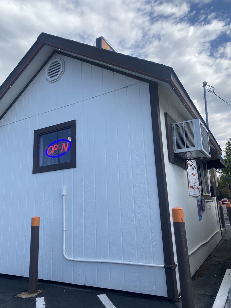 Social spots from Jitterz Coffee Hut