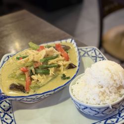 Tom Yum Thai Restaurant - Green curry