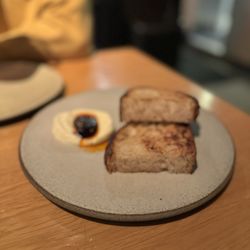 Sanchez - Bread and crema