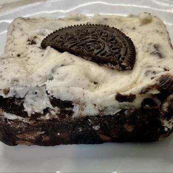 Rosie's Place - Giant Oreo Brownie - Breakfast & Brunch Near Me - Noblesville, Indiana