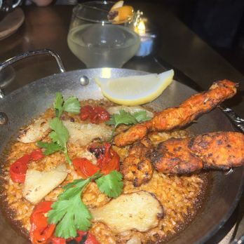 Le Basque - Grilled chicken paella - Vegan Near Me - New York, New York