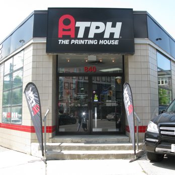 The Printing House - Entrance to TPH location at 840 King St. W - Printing Services Near Me - Toronto, Ontario The Printing House - Entrance to TPH location at 840 King St. W - Printing Services Near Me - Toronto, Ontario