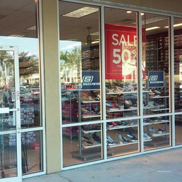 skechers commercial blvd