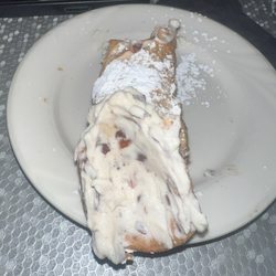 Saputo's - Cannoli
