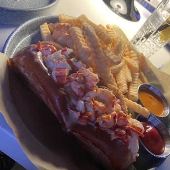 The Sporting Club - Lobster roll - Bars Near Me - Boston, Massachusetts The Sporting Club - Lobster roll - Bars Near Me - Boston, Massachusetts